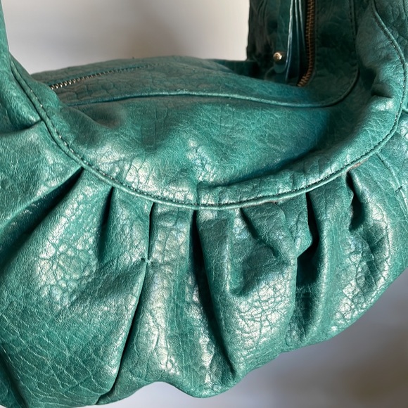 GUC  Jessica Simpson®️ Teal Handbag 👜 - Picture 5 of 16